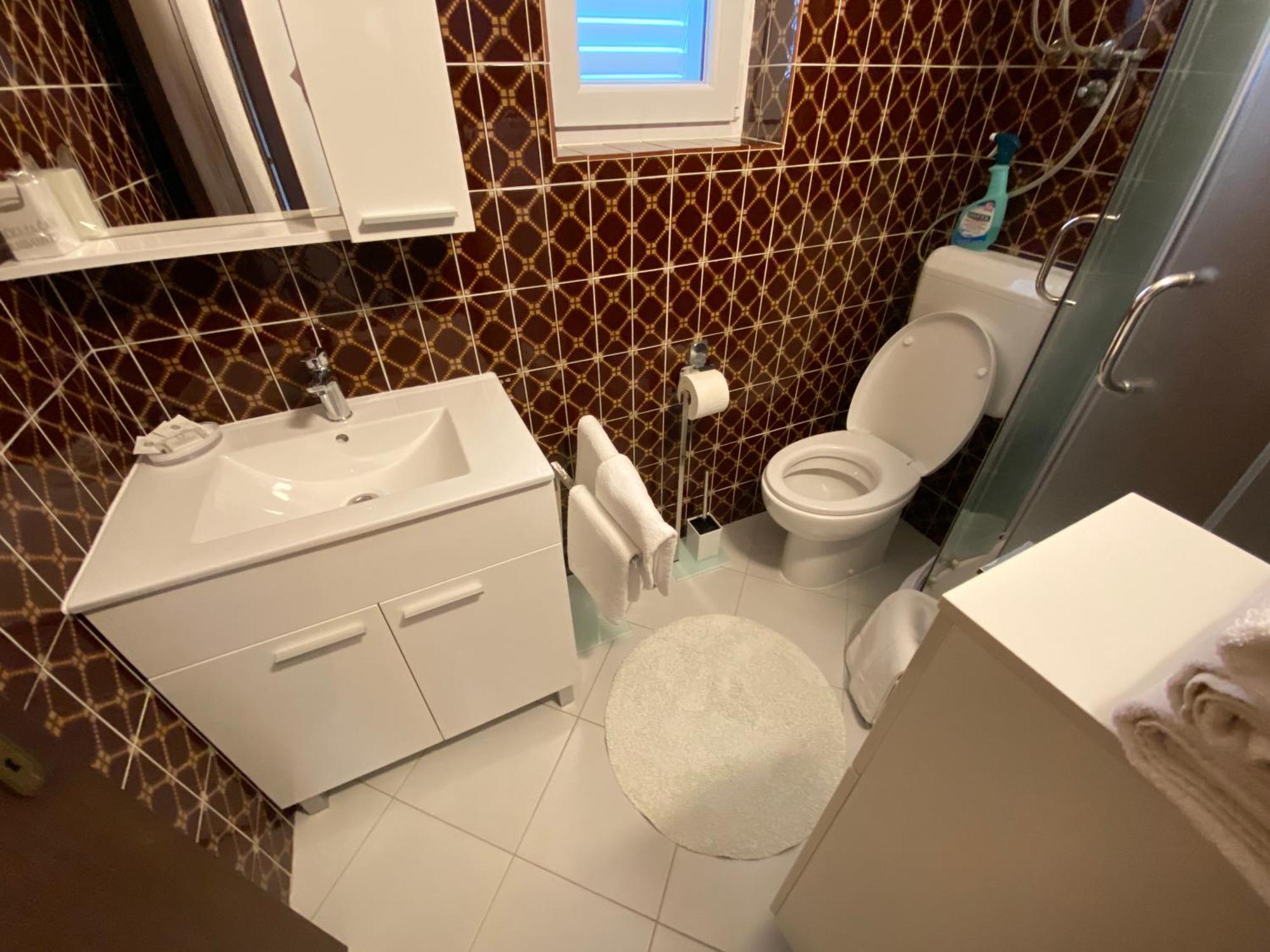 Apartmán Flora 2 *