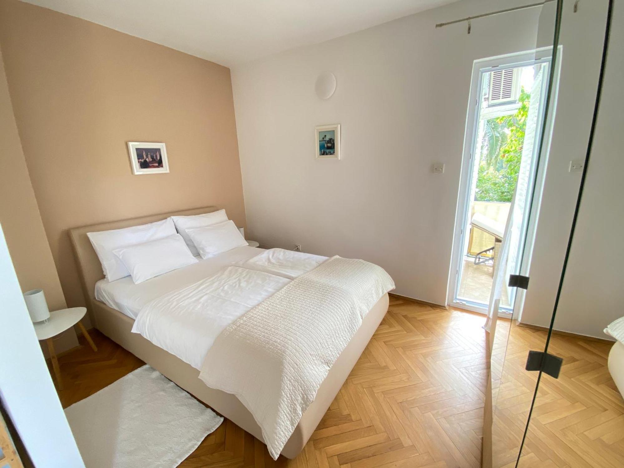 Flora 2 Appartement Banjol